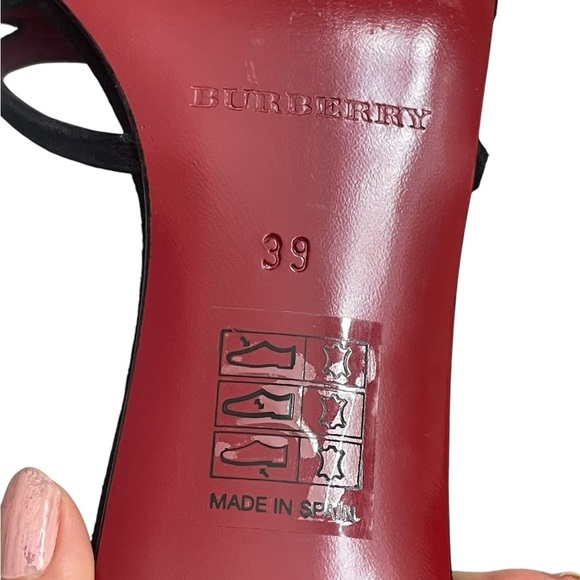 Burberry Black suede Leather Pointed Toe Mules size
39 (9) USA - Picture 10 of 14